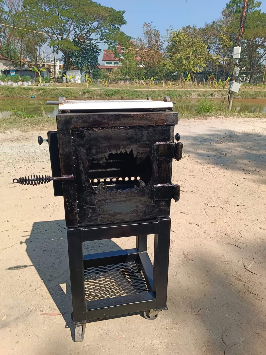 The Grillotine
