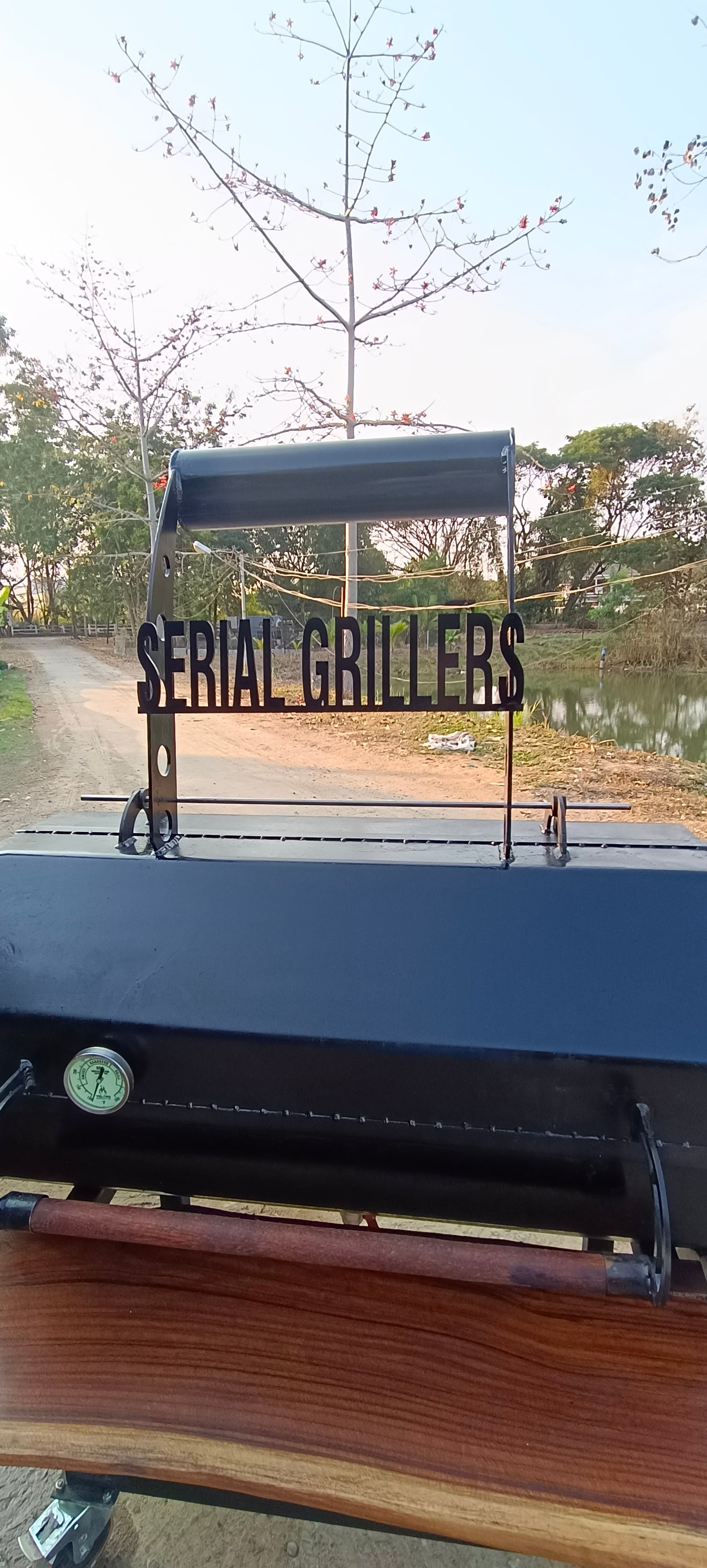 Jumbo Jack the Ribber Smoker and Grill
