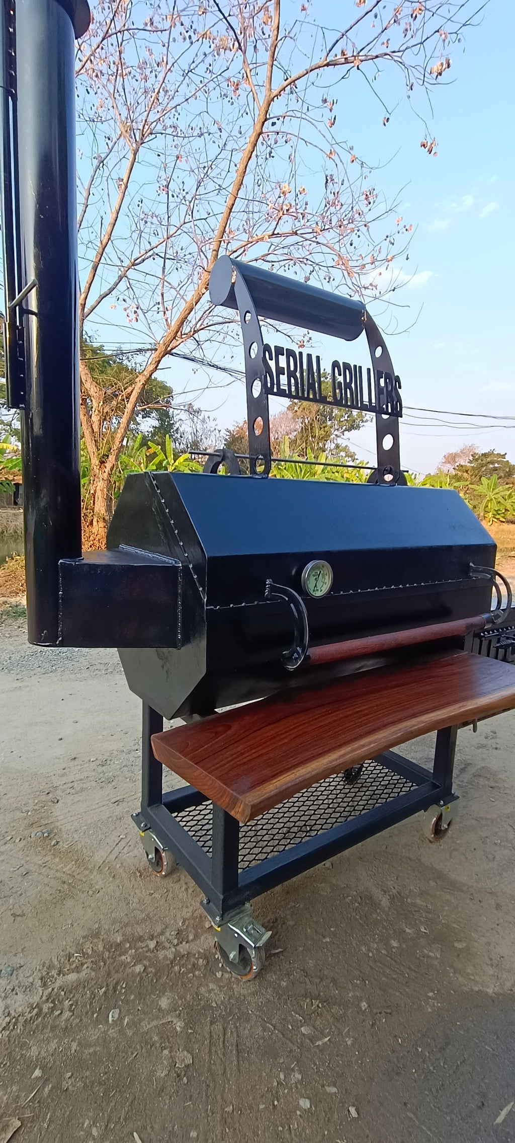 Jumbo Jack the Ribber Smoker and Grill